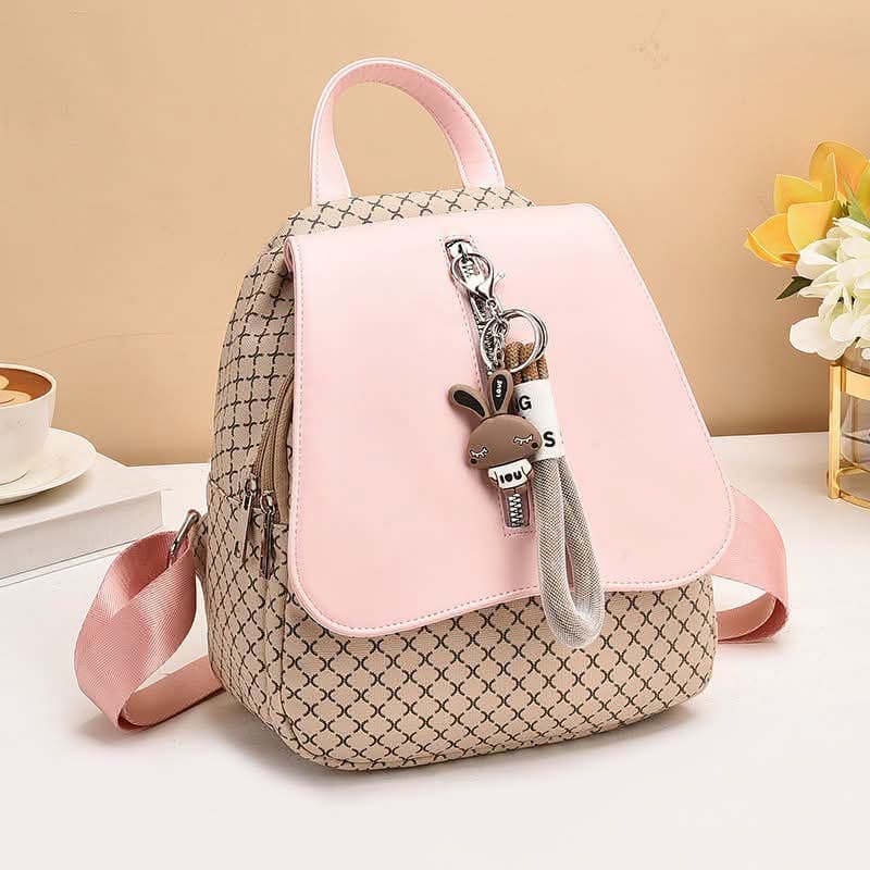 MOCHILA CON TAPA