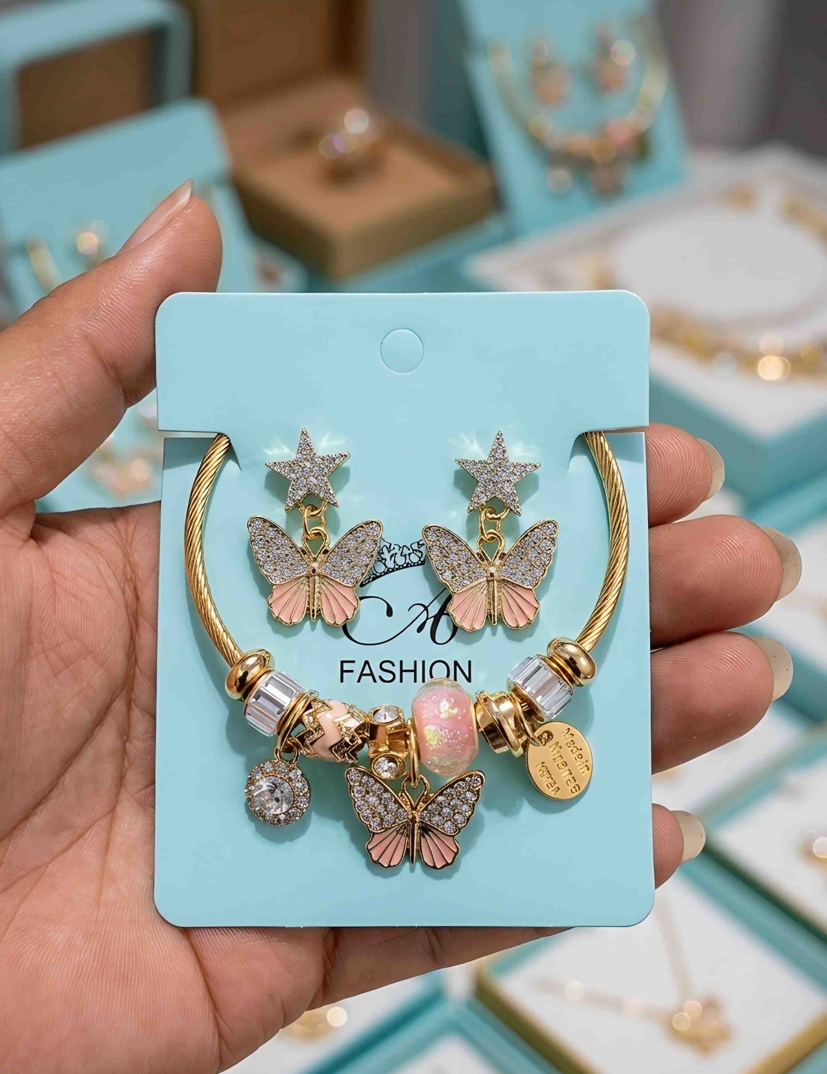 ARETES + PULSERA PANDORA