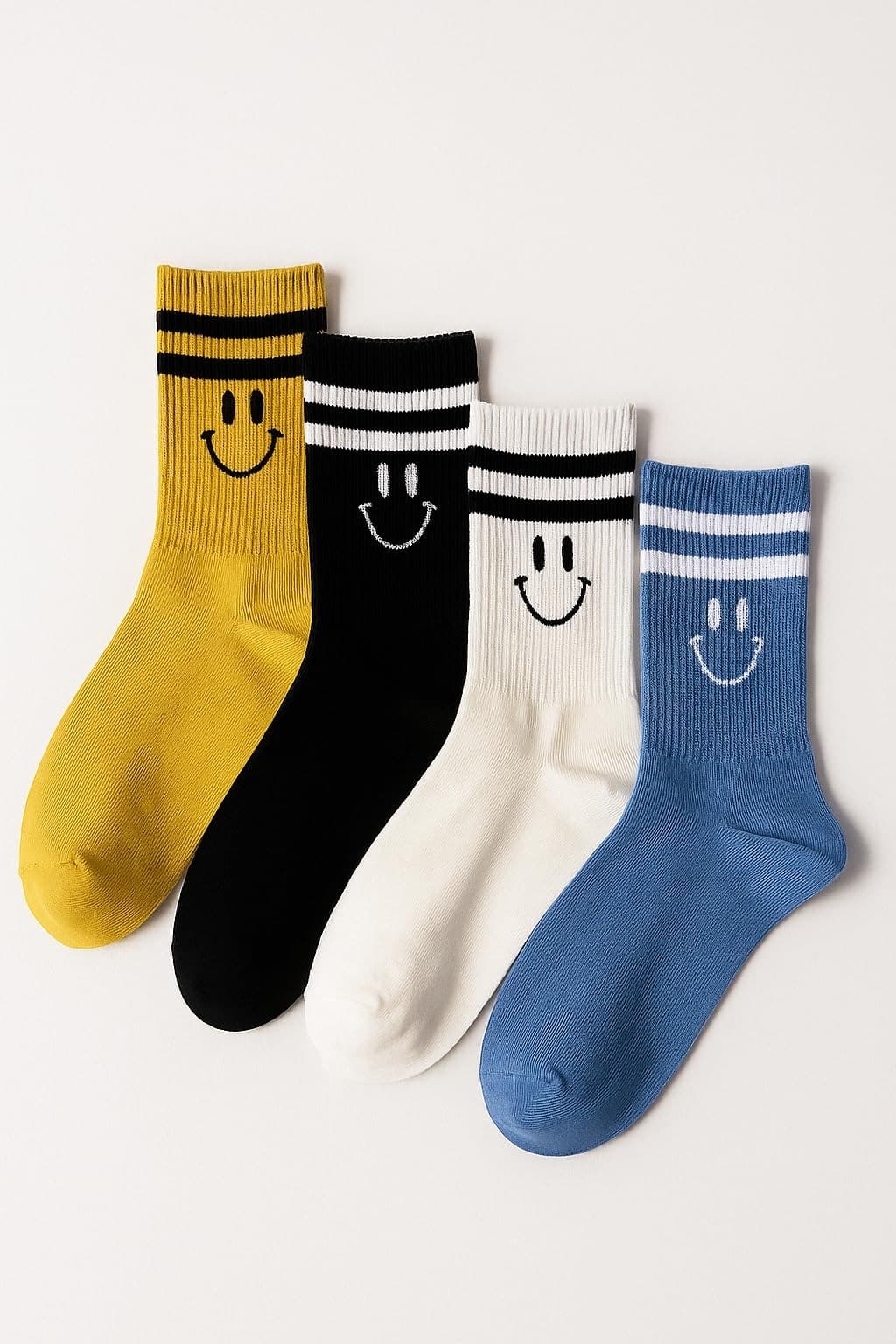 MEDIA CARITA FELIZ KAWAII PARA ADULTOS